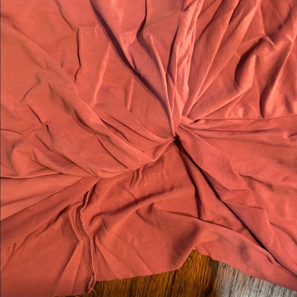 She + Sky Mauve Knotted Tank & Keyhole Neck small - Picture 3 of 4